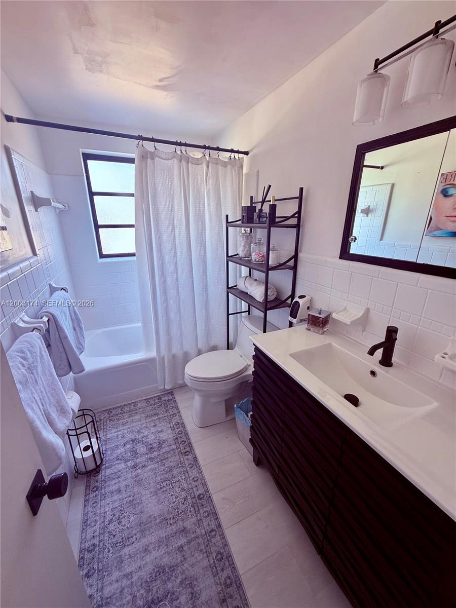 115 S C St # 101 — Photo 5