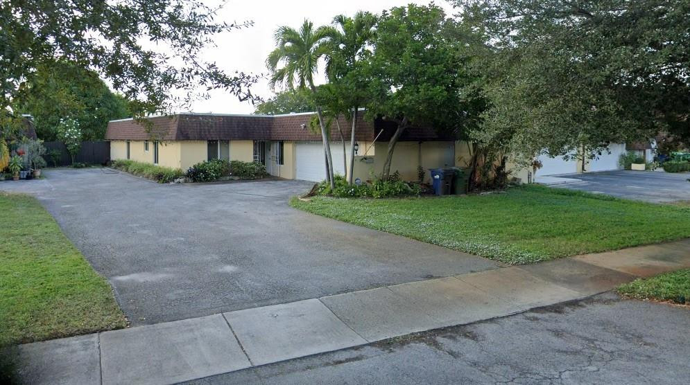 19112 W Lake Drive, Hialeah FL 33015