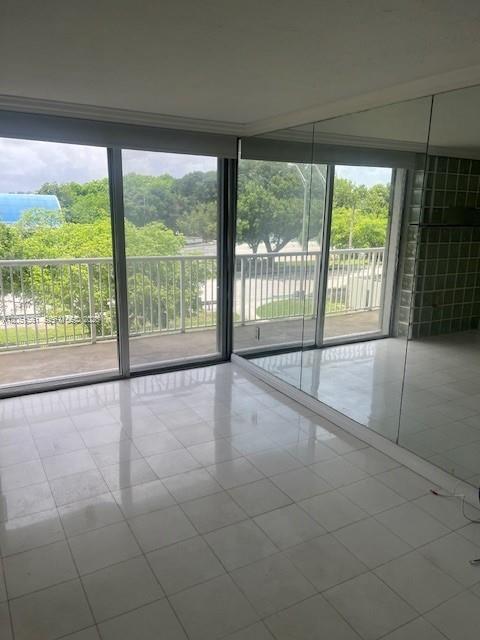 150 SE 25th Rd # 4I, Miami FL 33129