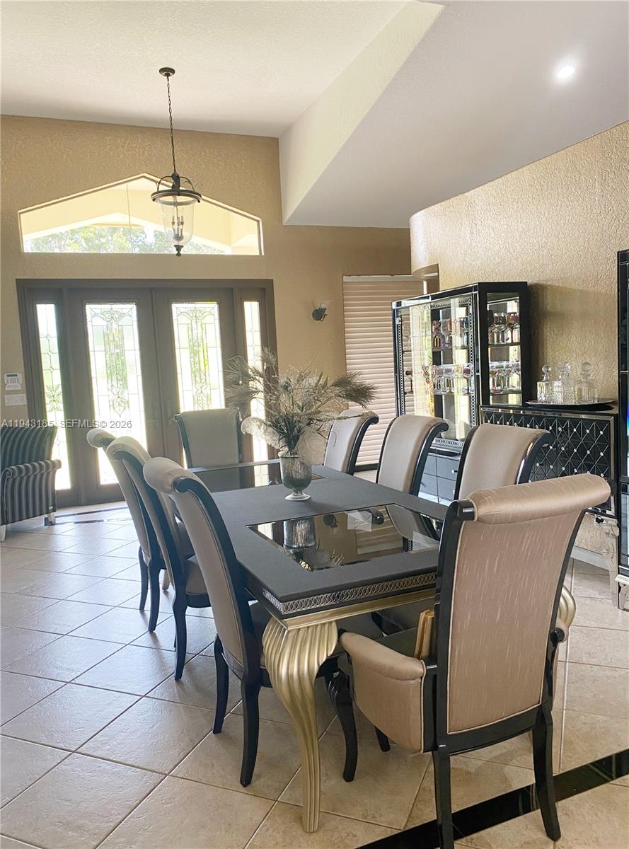 6550 SW 183rd Way — Photo 4