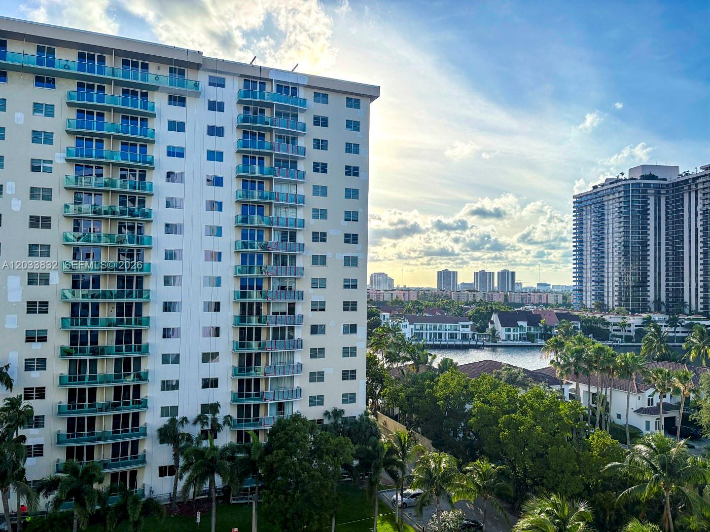 19380 Collins Ave # 827, Sunny Isles Beach FL 33160