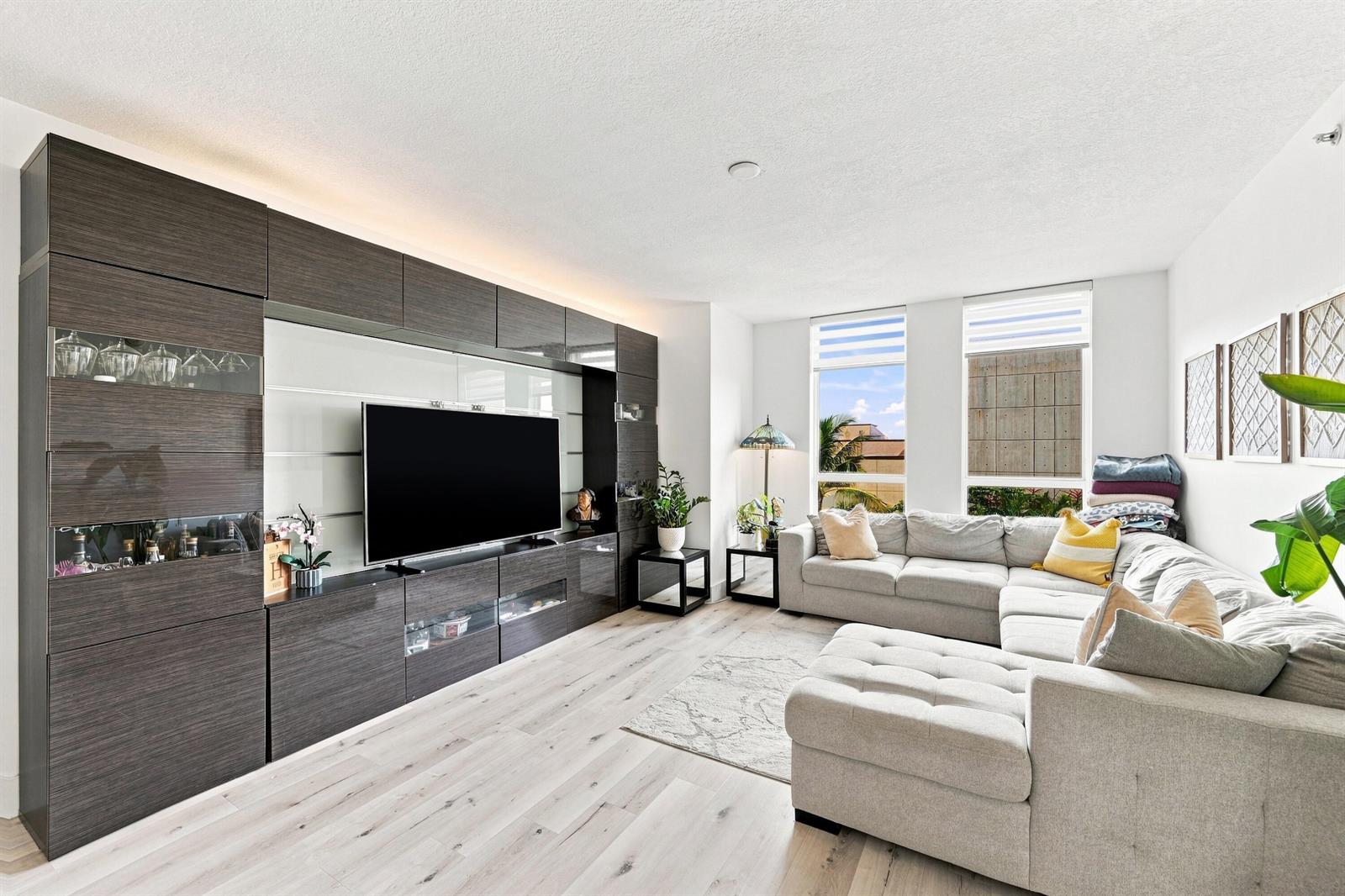 610 W Las Olas Boulevard # 416N, Fort Lauderdale FL 33312