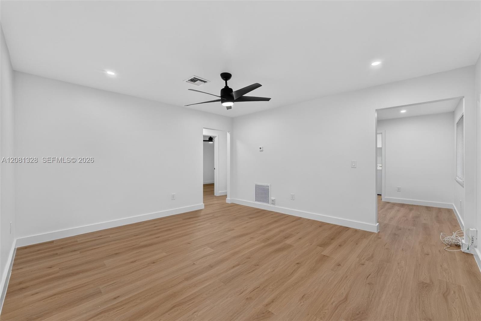 4750 SW 66th Ter # 4750 — Photo 5