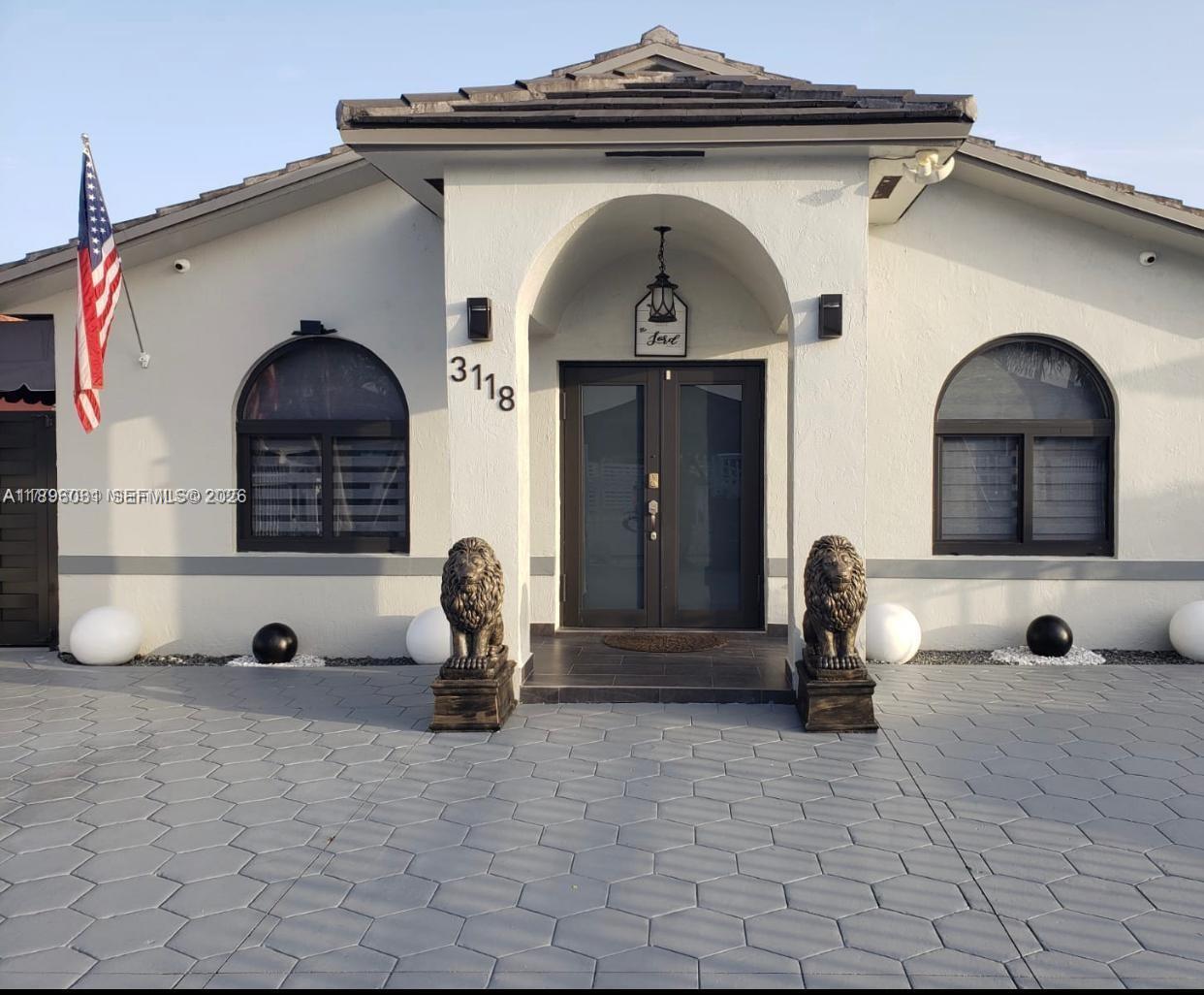 3118 W 71st Pl, Hialeah FL 33018