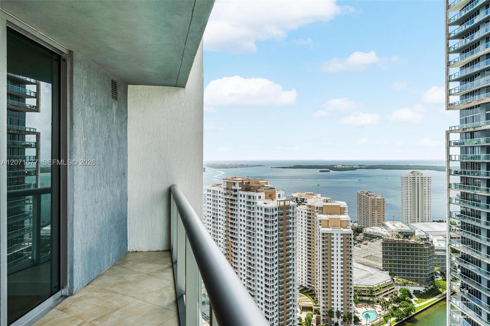 475 Brickell Ave # 3811 View 4