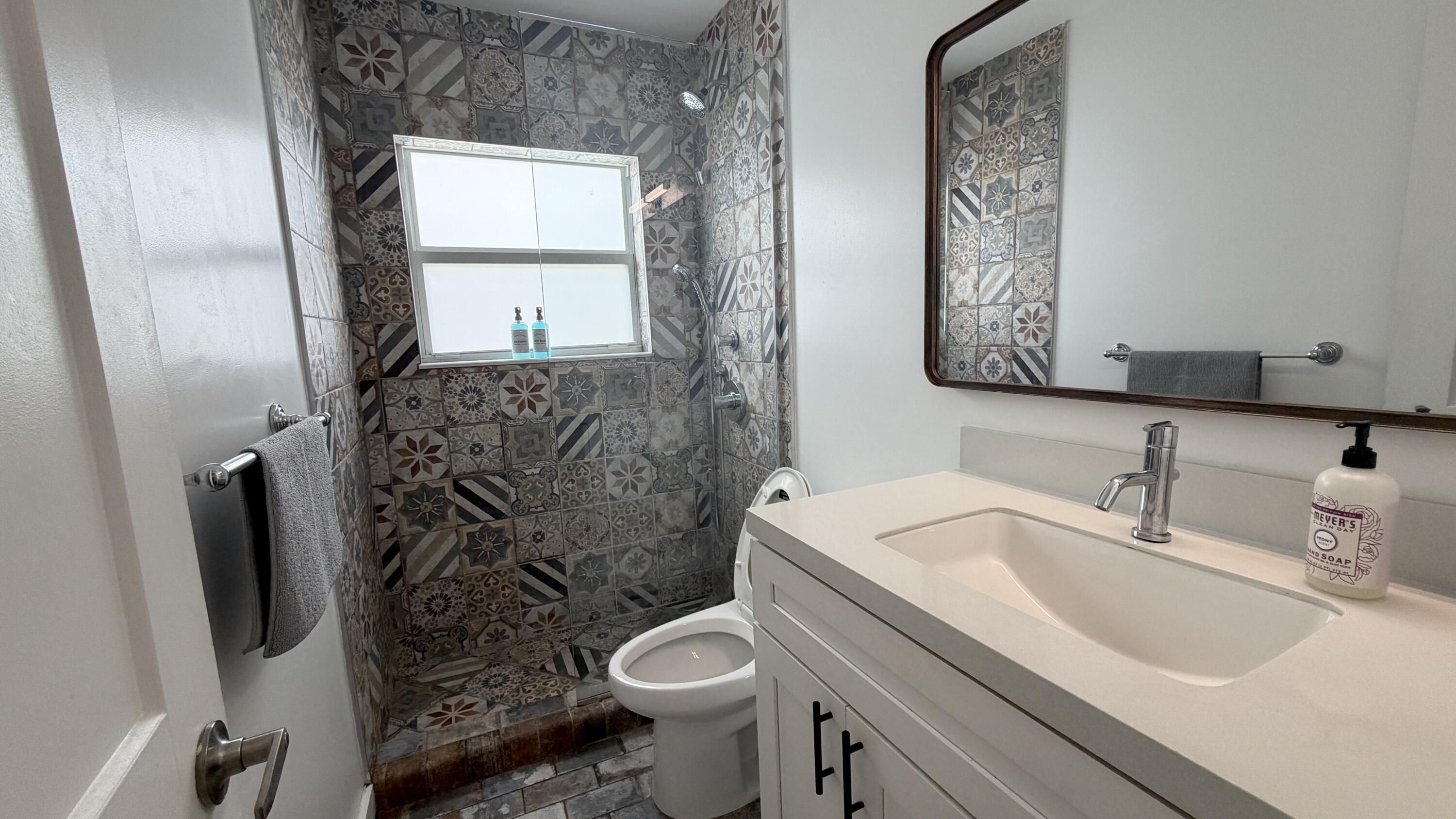 614 NE 26th Street — Photo 4