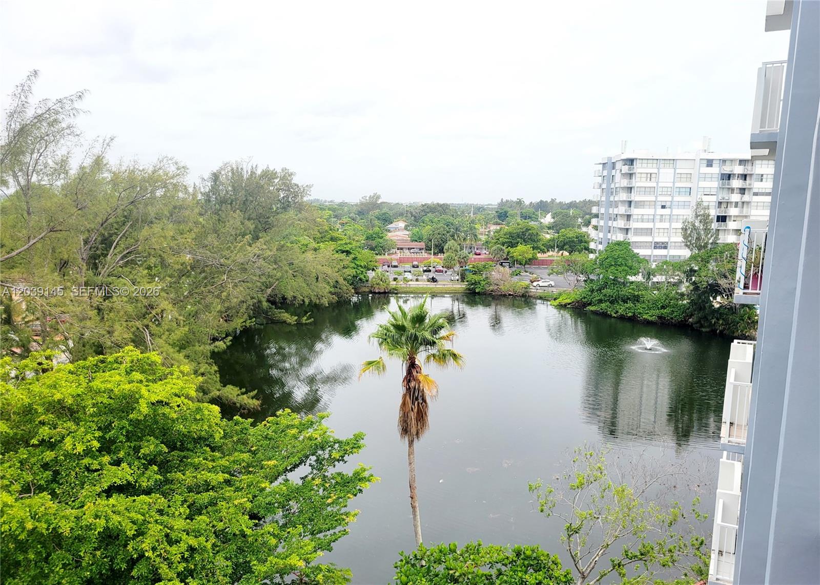 1300 NE Miami Gardens Dr # 720E, Miami FL 33179
