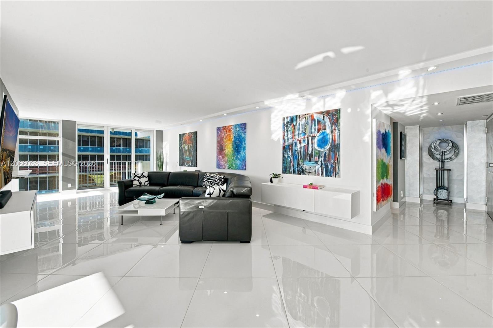 1360 S Ocean Blvd # 2305 — Photo 3