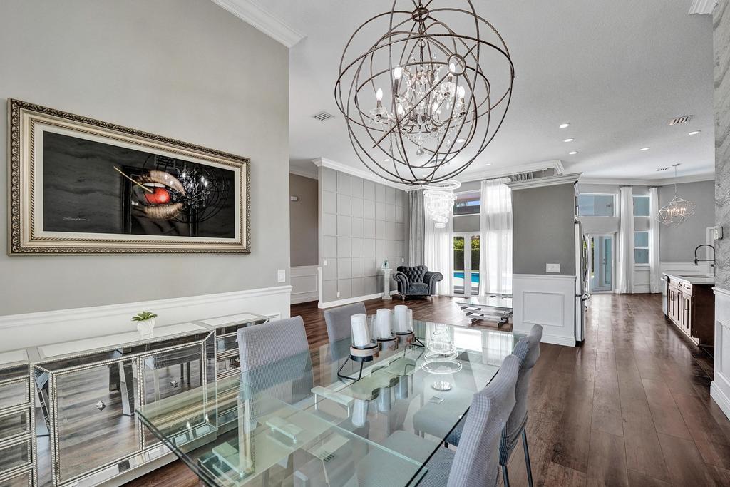 Formal Dining