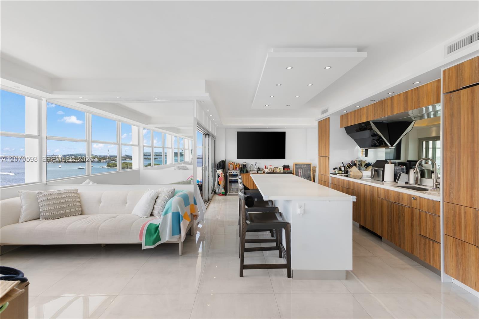 3 Island Ave # 14D View 1