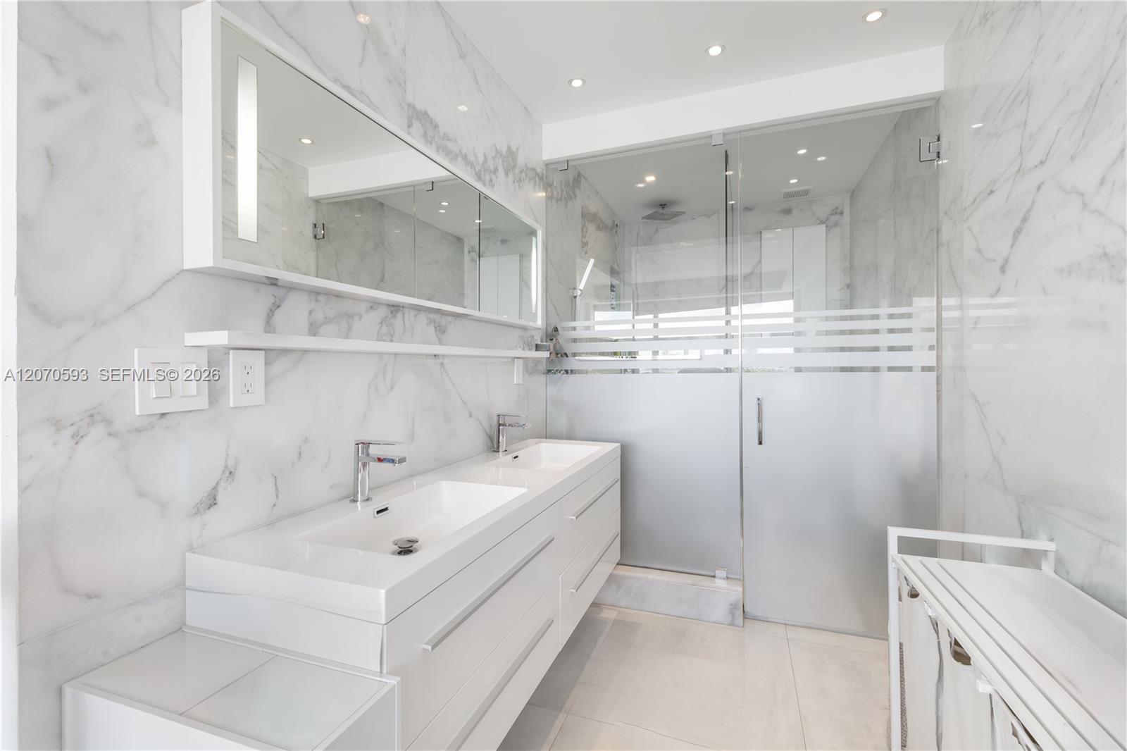3 Island Ave # 14D View 9