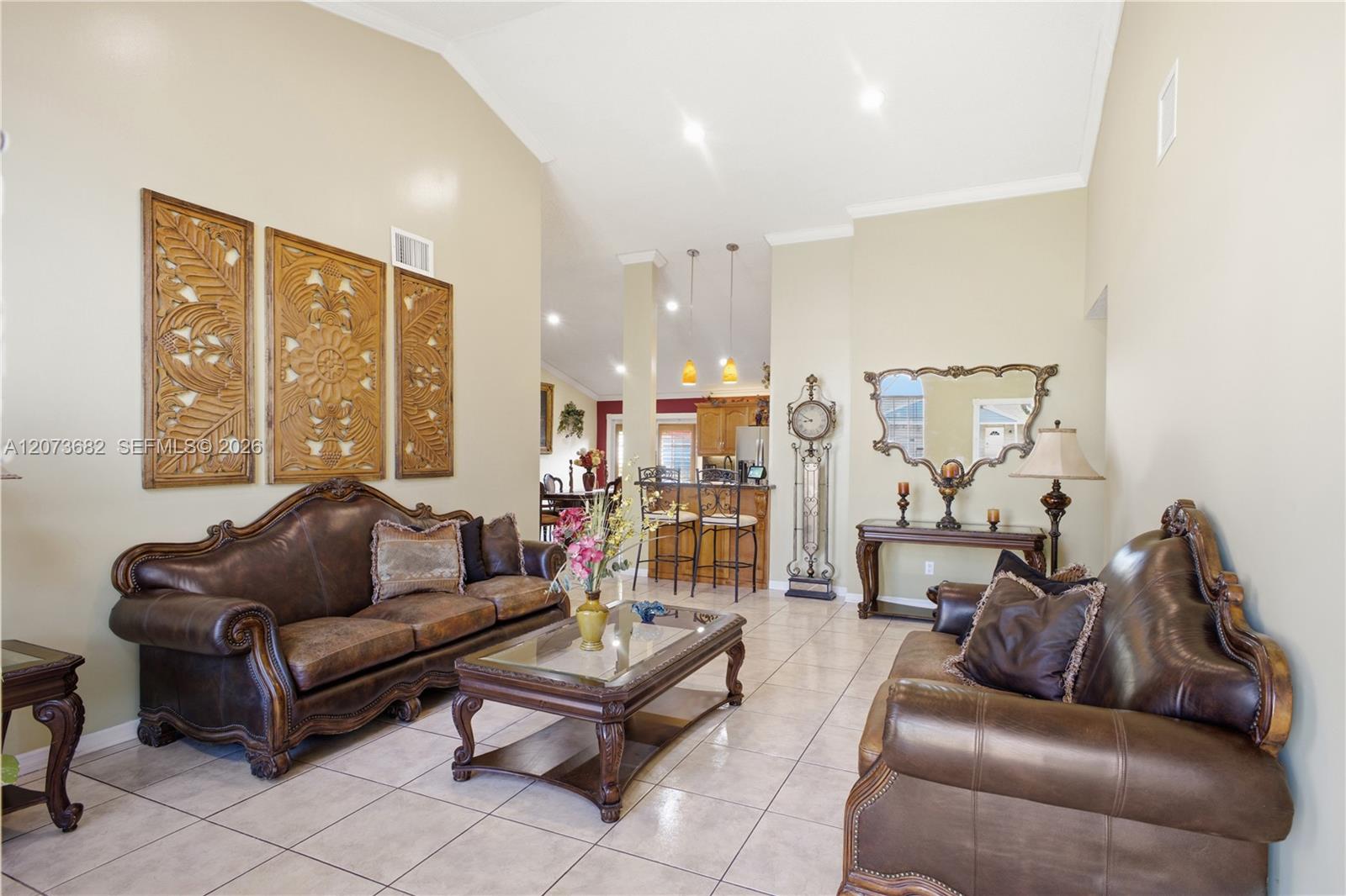 8635 SW 15th St — Photo 4