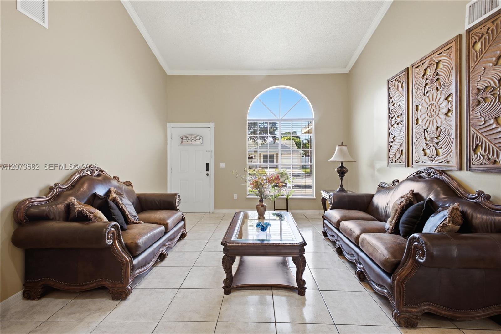 8635 SW 15th St — Photo 5