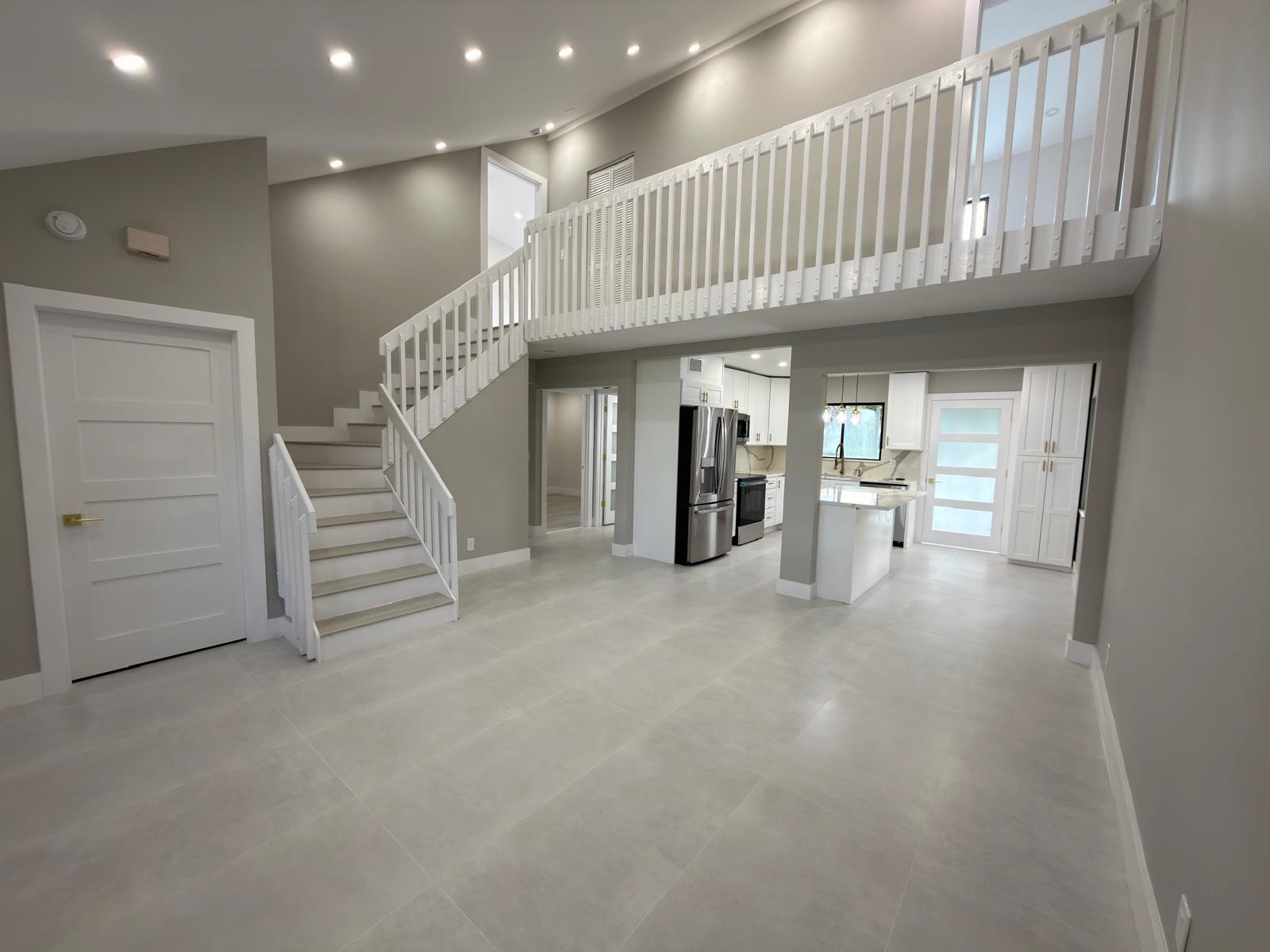 46 TARA LAKES Drive E — Photo 3