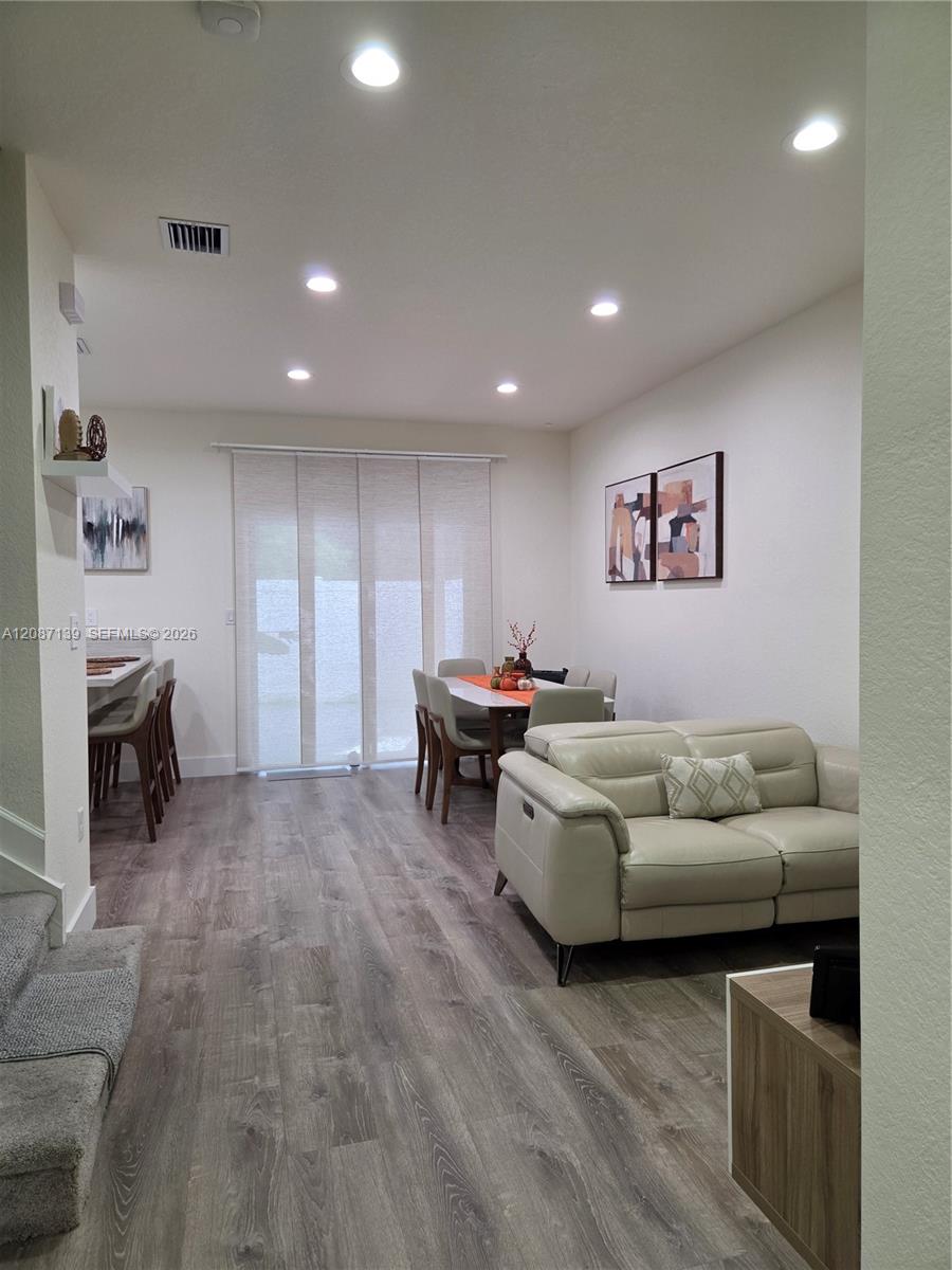11079 W 32nd Ln — Photo 5