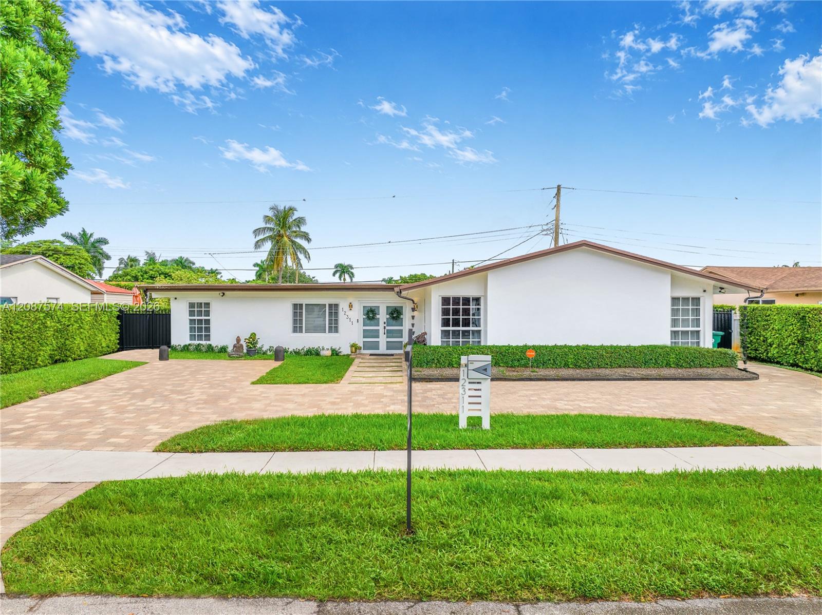12311 SW 39th Ter, Miami FL 33175