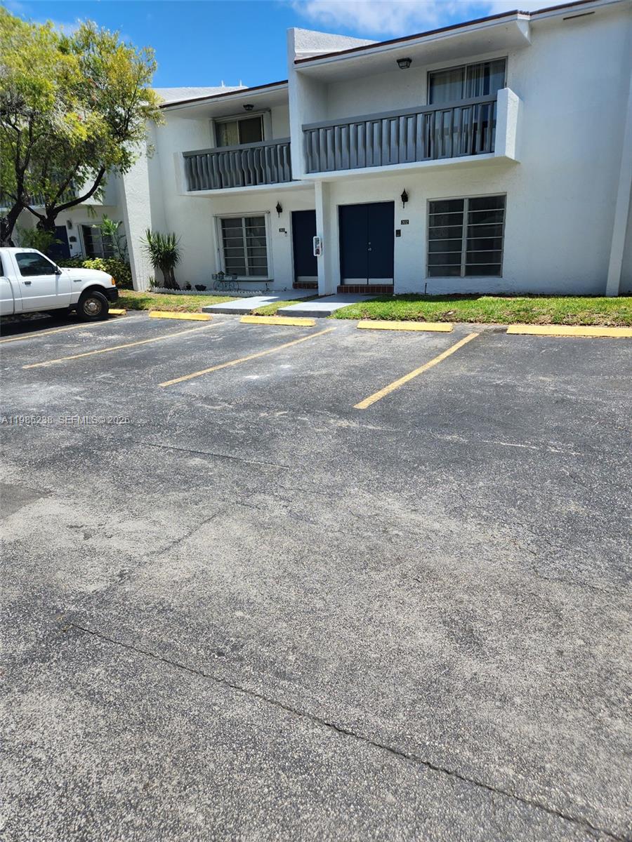 9430 SW 170th St # 302, Palmetto Bay FL 33157