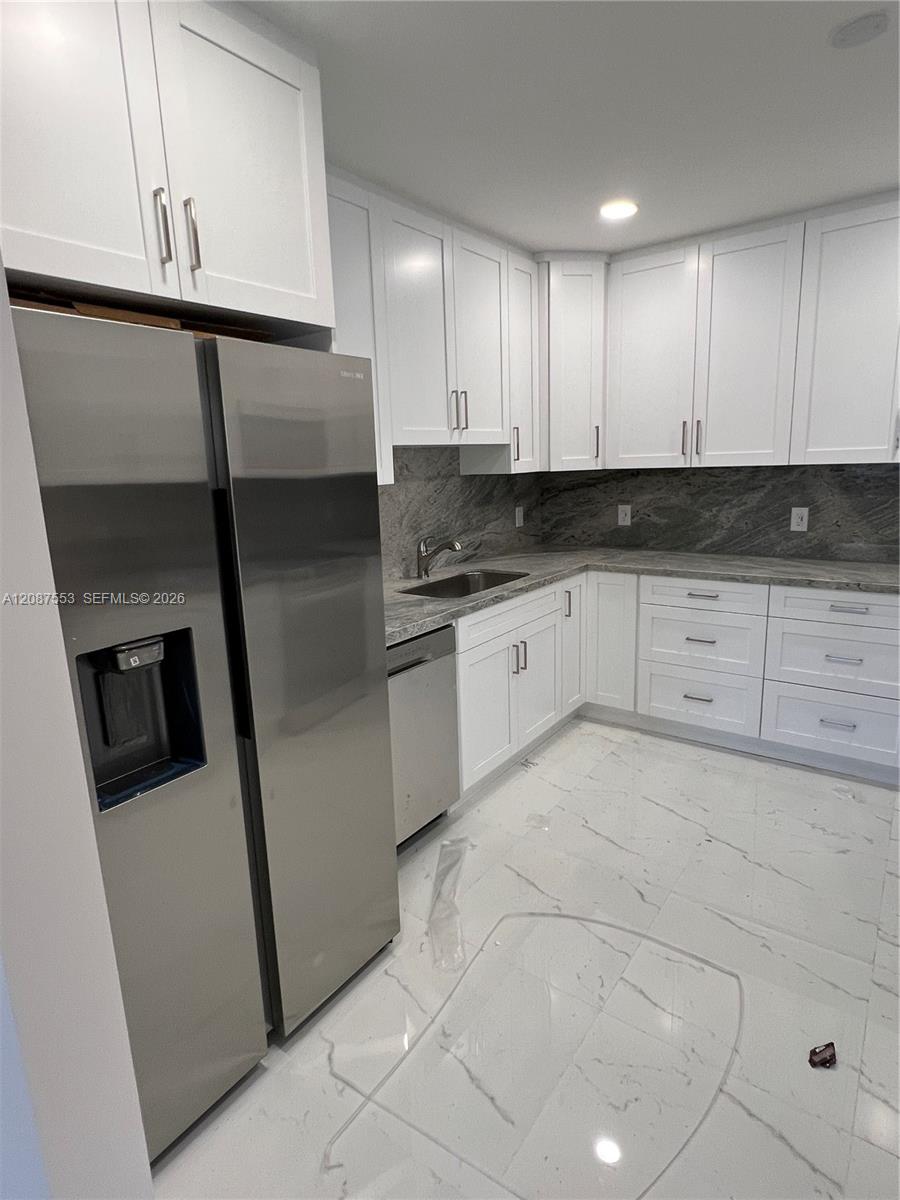 3315 SW 91st Ave — Photo 5