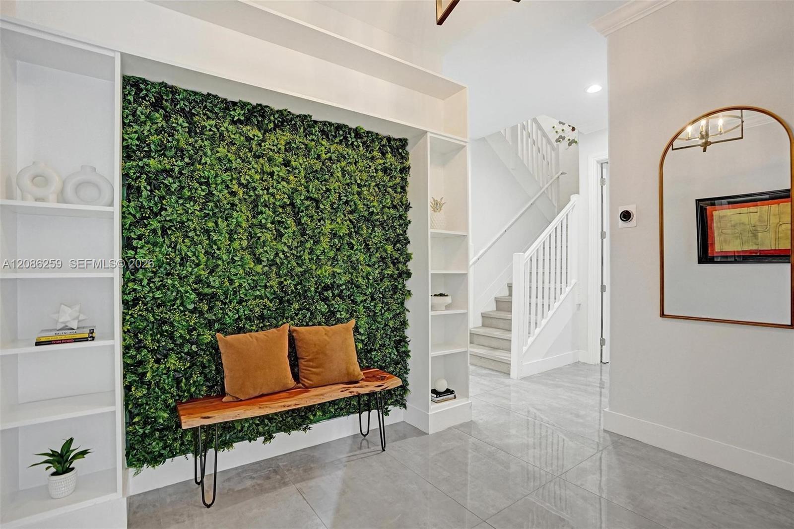 453 SW 5th Ave — Photo 5