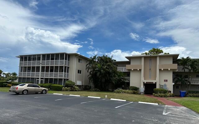 2562 N Garden Drive # 206, Lake Worth FL 33461