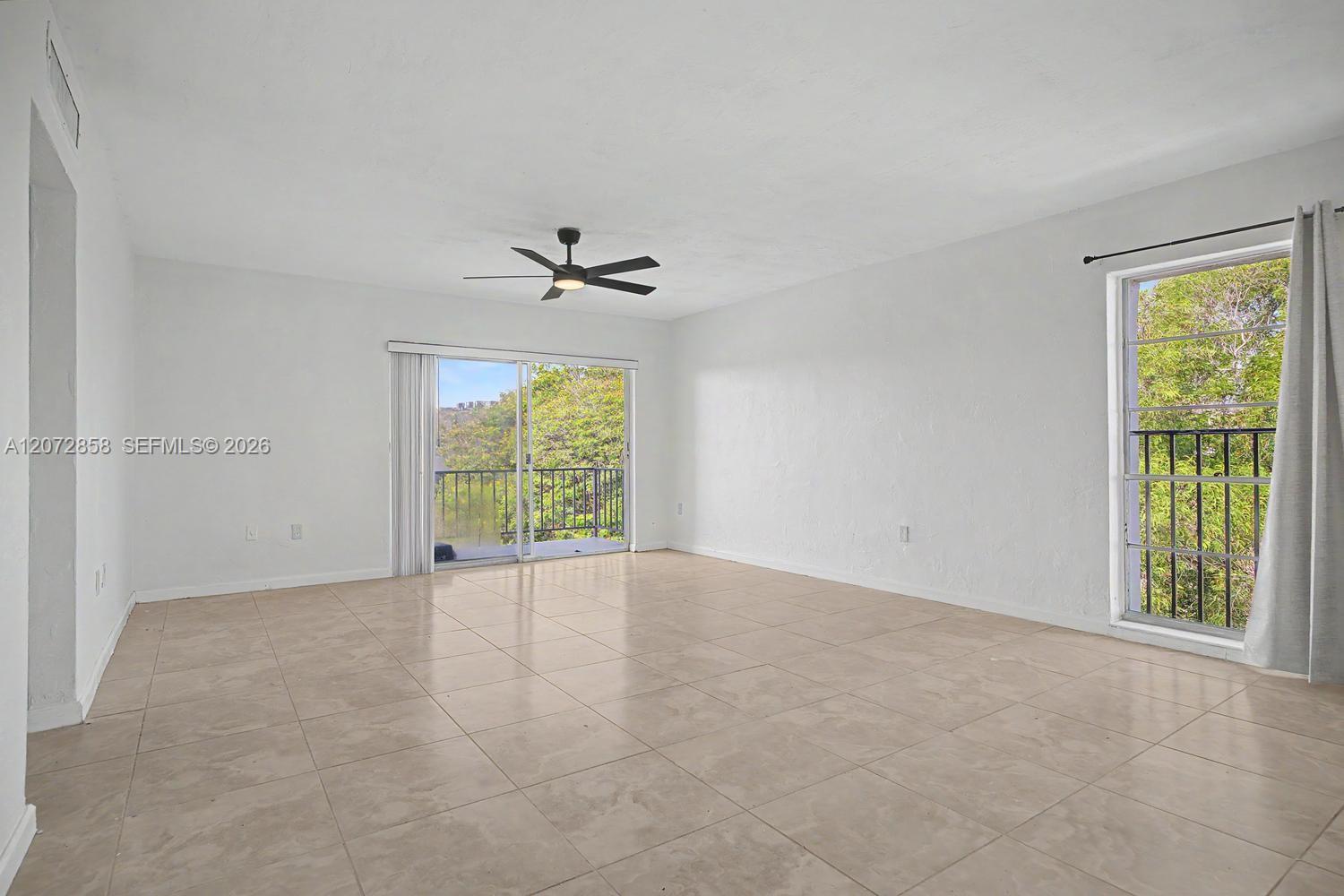 6900 N Kendall Dr # A409 — Photo 2