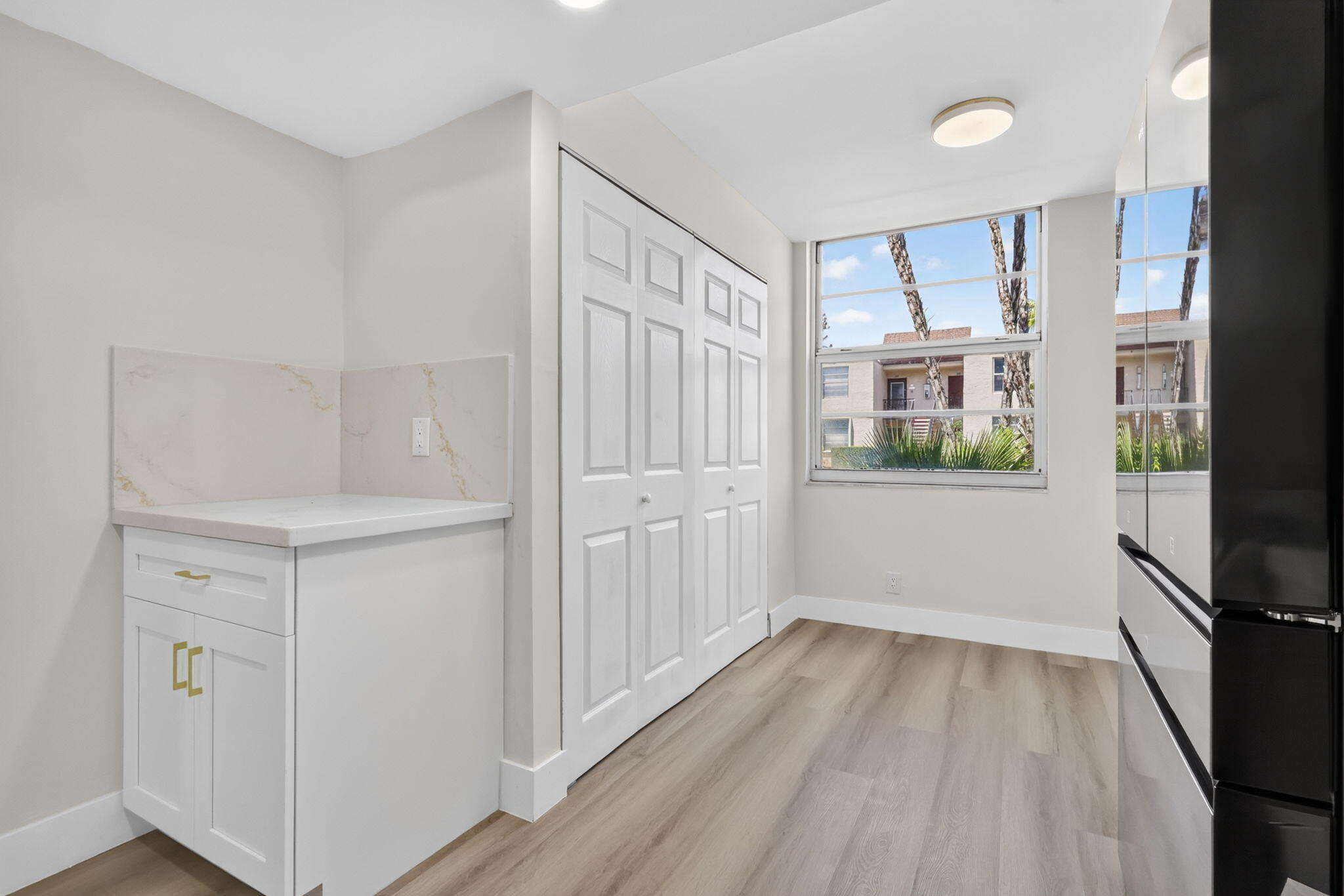 7 Willowbrook Lane # 101 — Photo 4