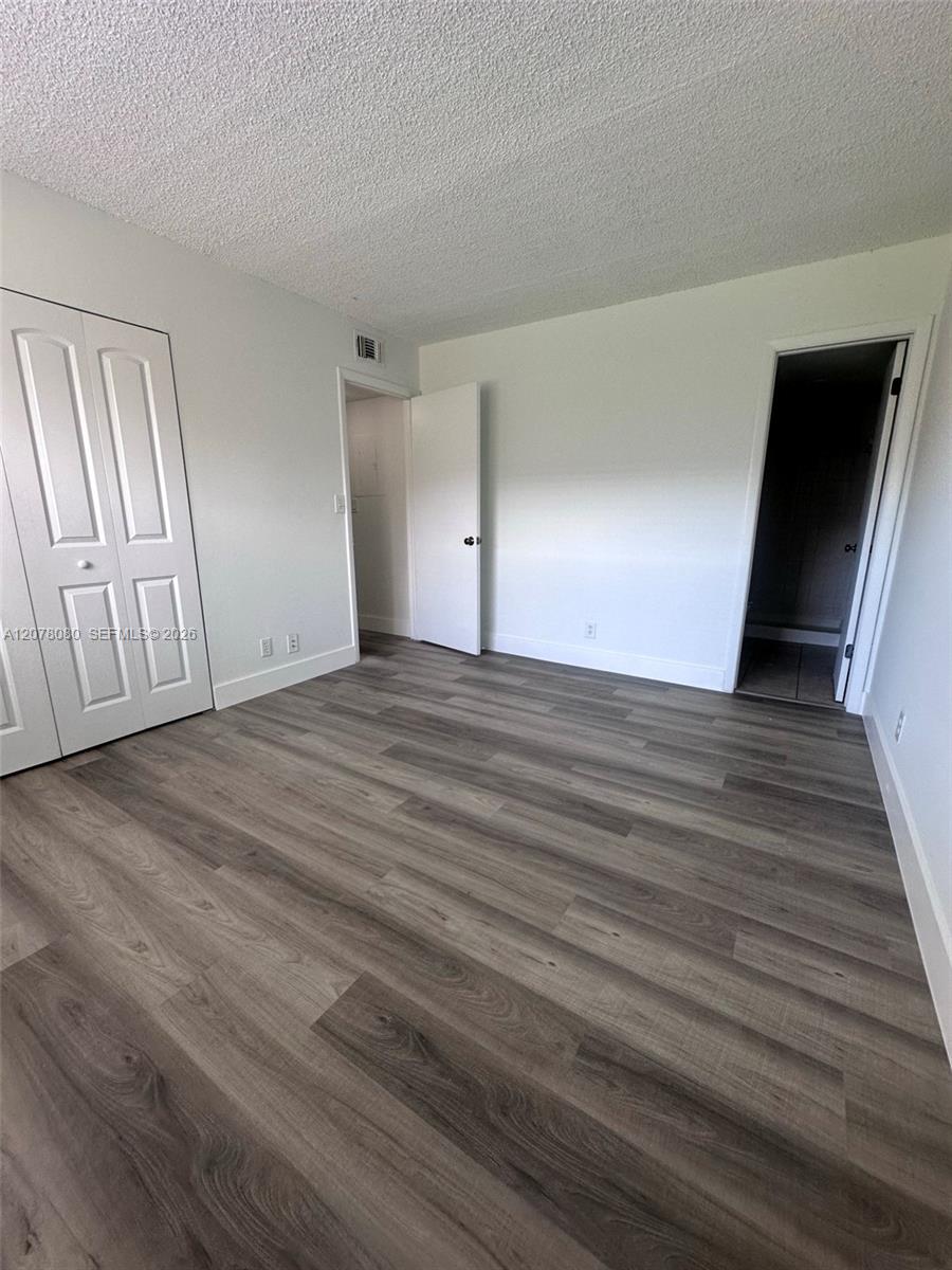 10049 Winding Lake Rd # 103 — Photo 5