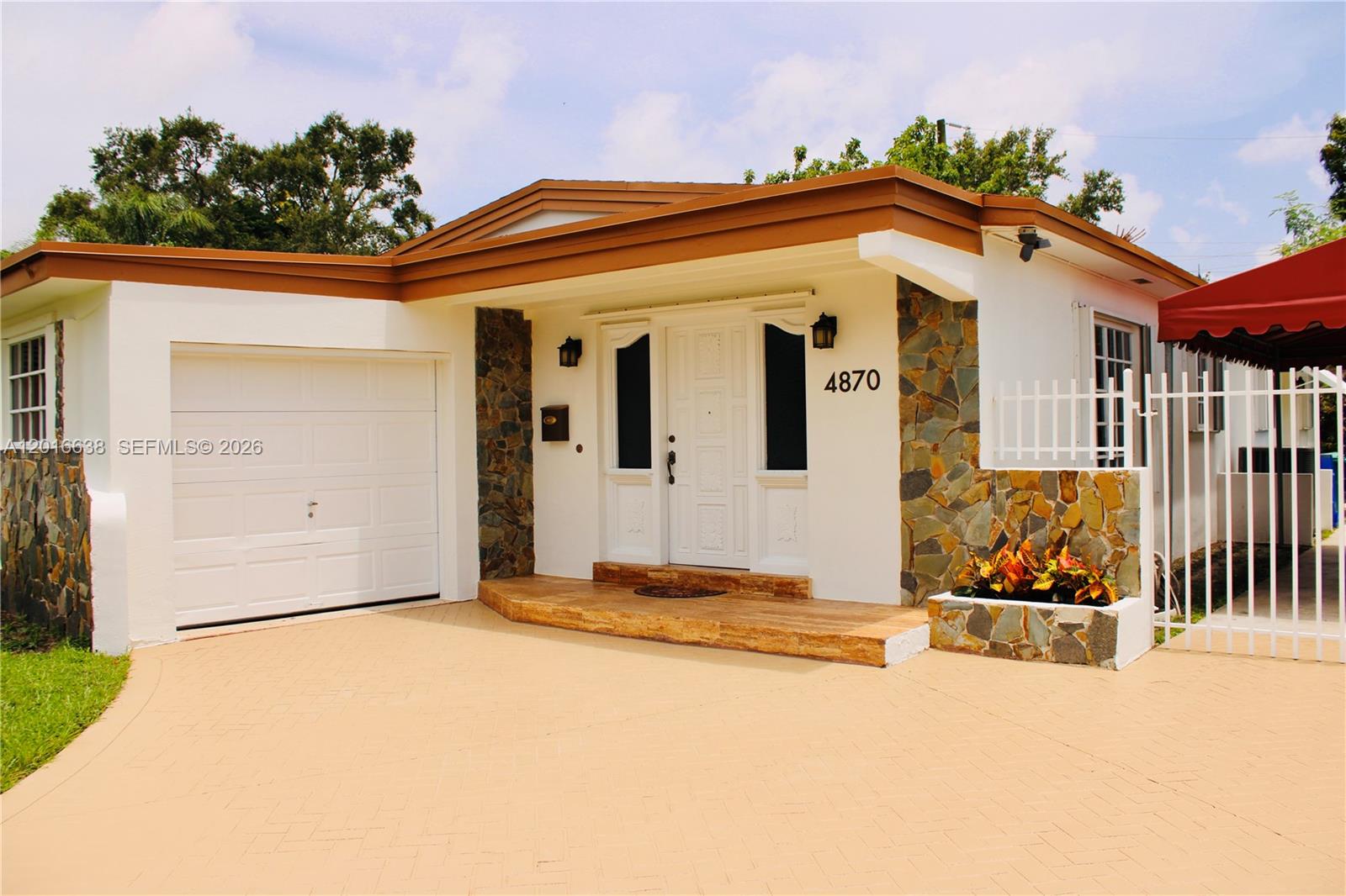 4870 SW 6th St, Miami FL 33134