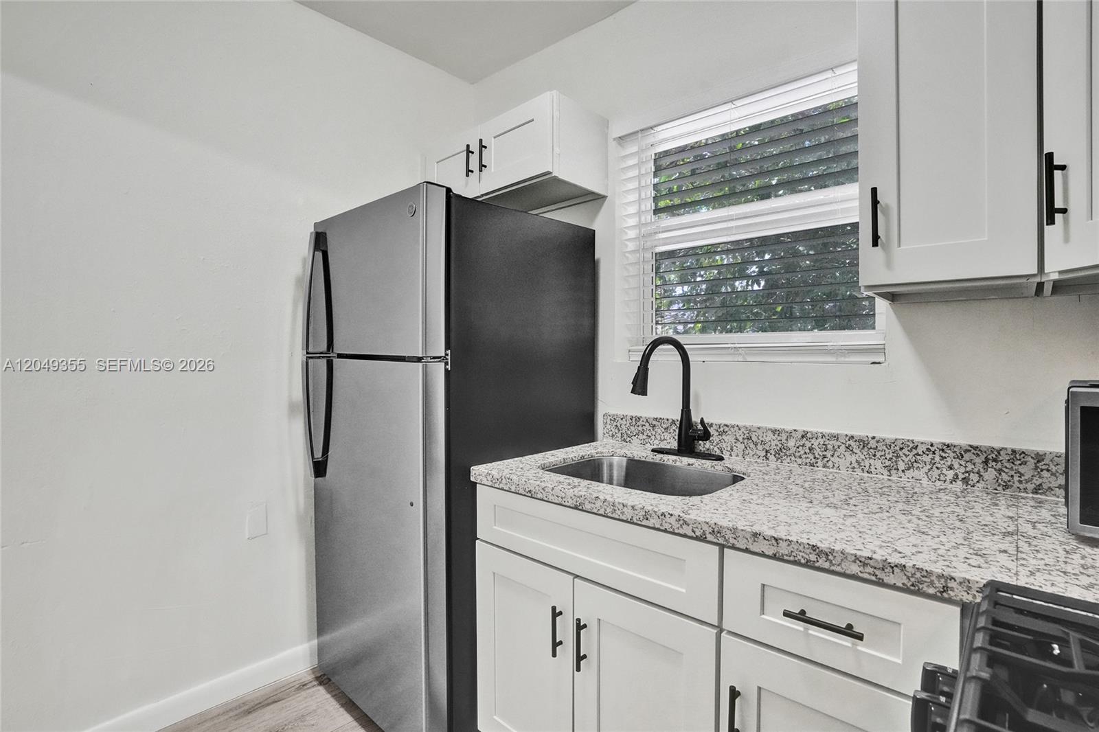 200 NW 13th St # 5, Miami FL 33136
