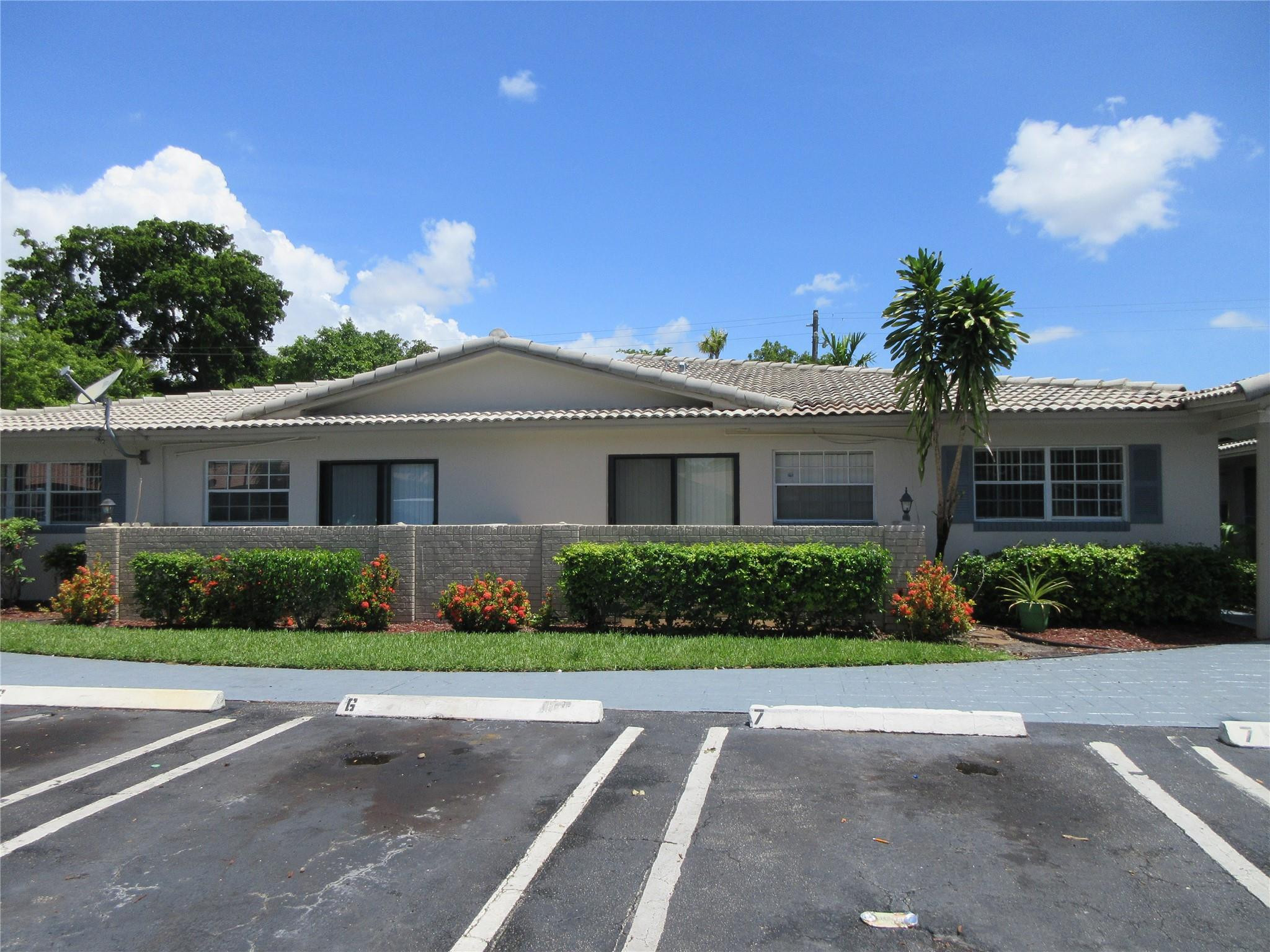 8601 NW 35TH Street # 11, Coral Springs FL 33065