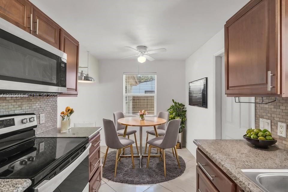 2539 Coolidge St — Photo 3