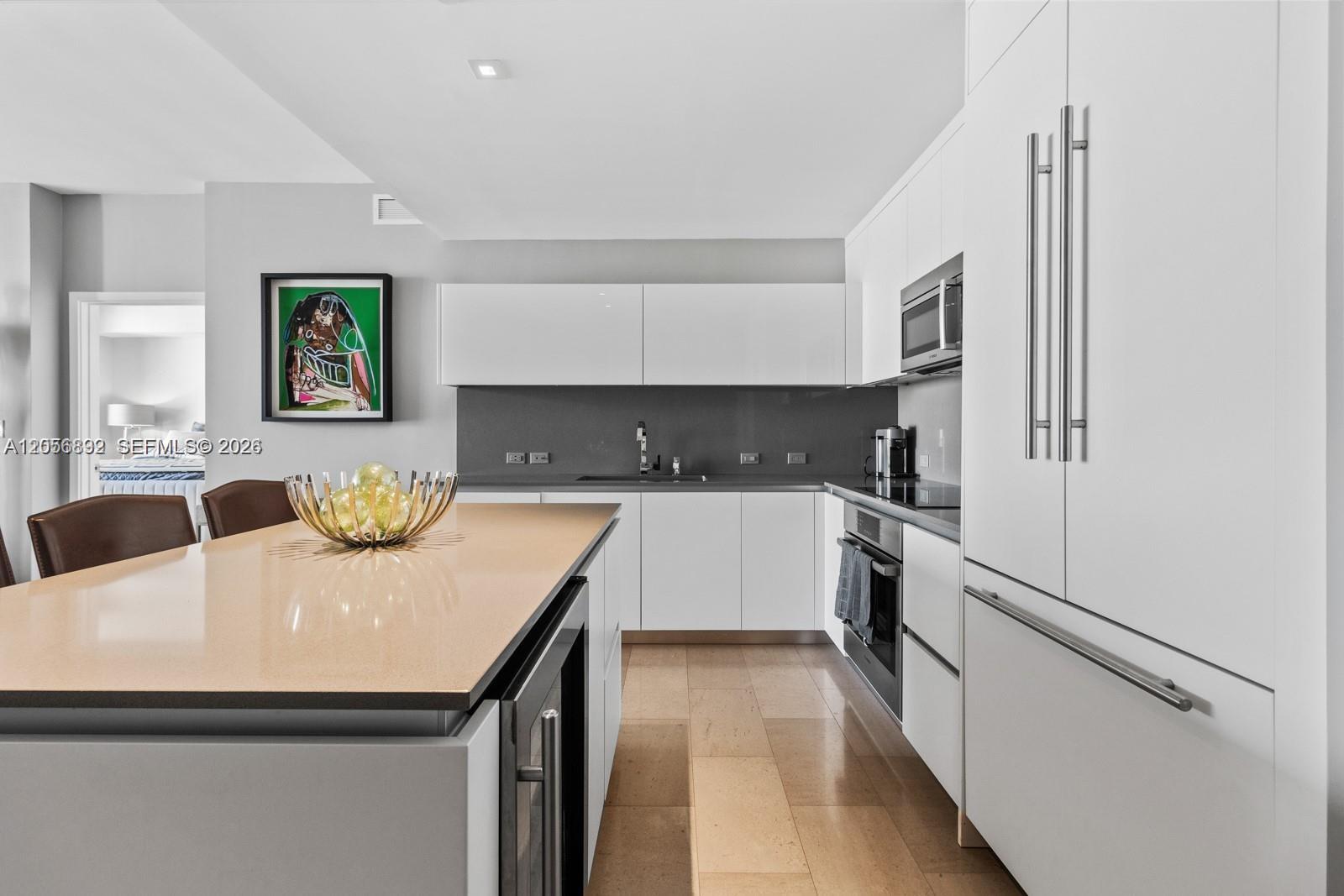 88 SW 7th St # 3909 View 12