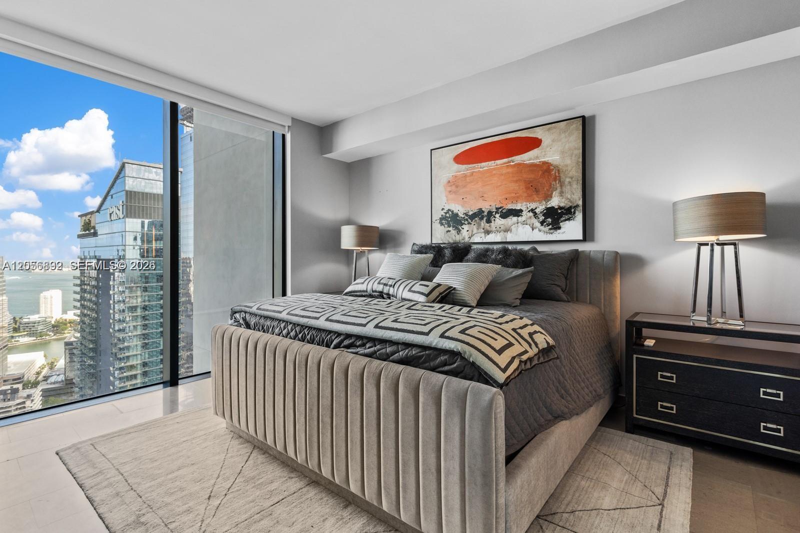 88 SW 7th St # 3909 View 15