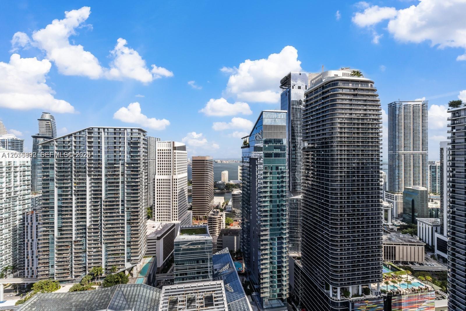 88 SW 7th St # 3909 View 6