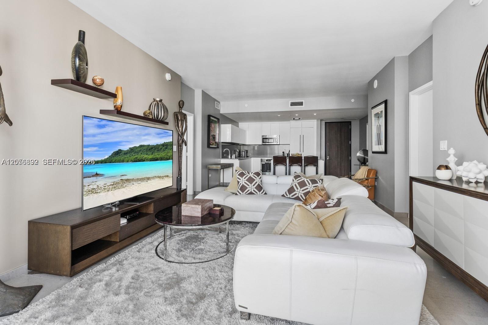 88 SW 7th St # 3909 View 7
