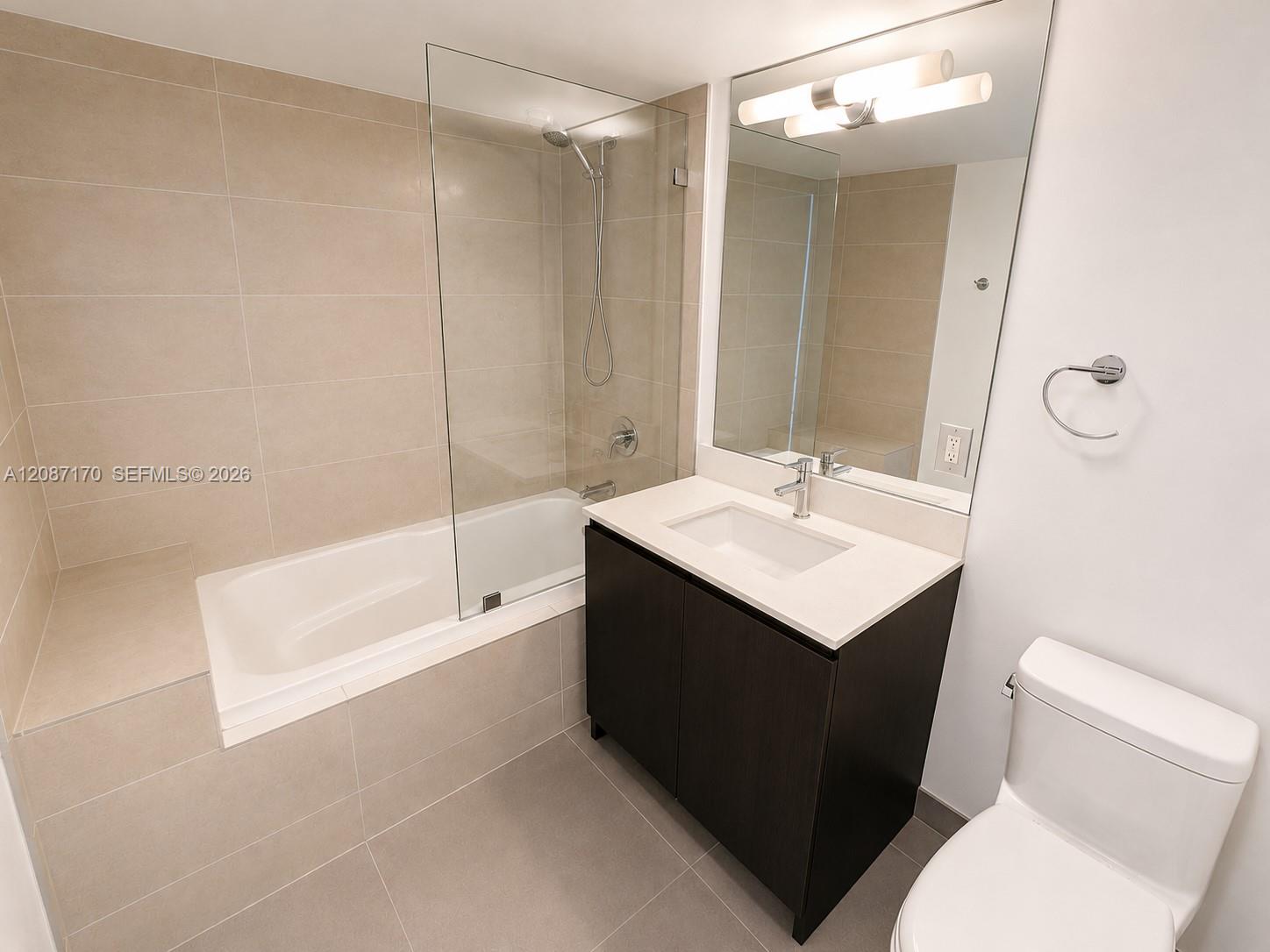 6620 Indian Creek Dr # 418 — Photo 4