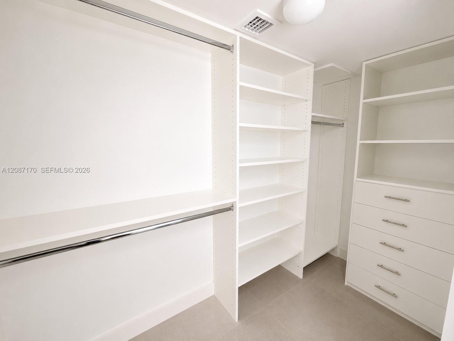 6620 Indian Creek Dr # 418 — Photo 5