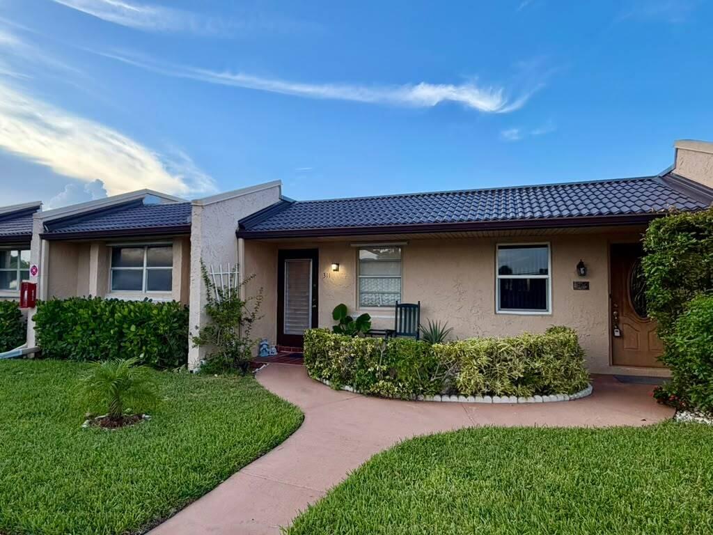 311 GOLDEN RIVER Drive, West Palm Beach FL 33411