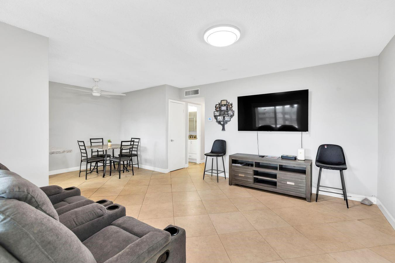 5300 Washington Street # D308 — Photo 2