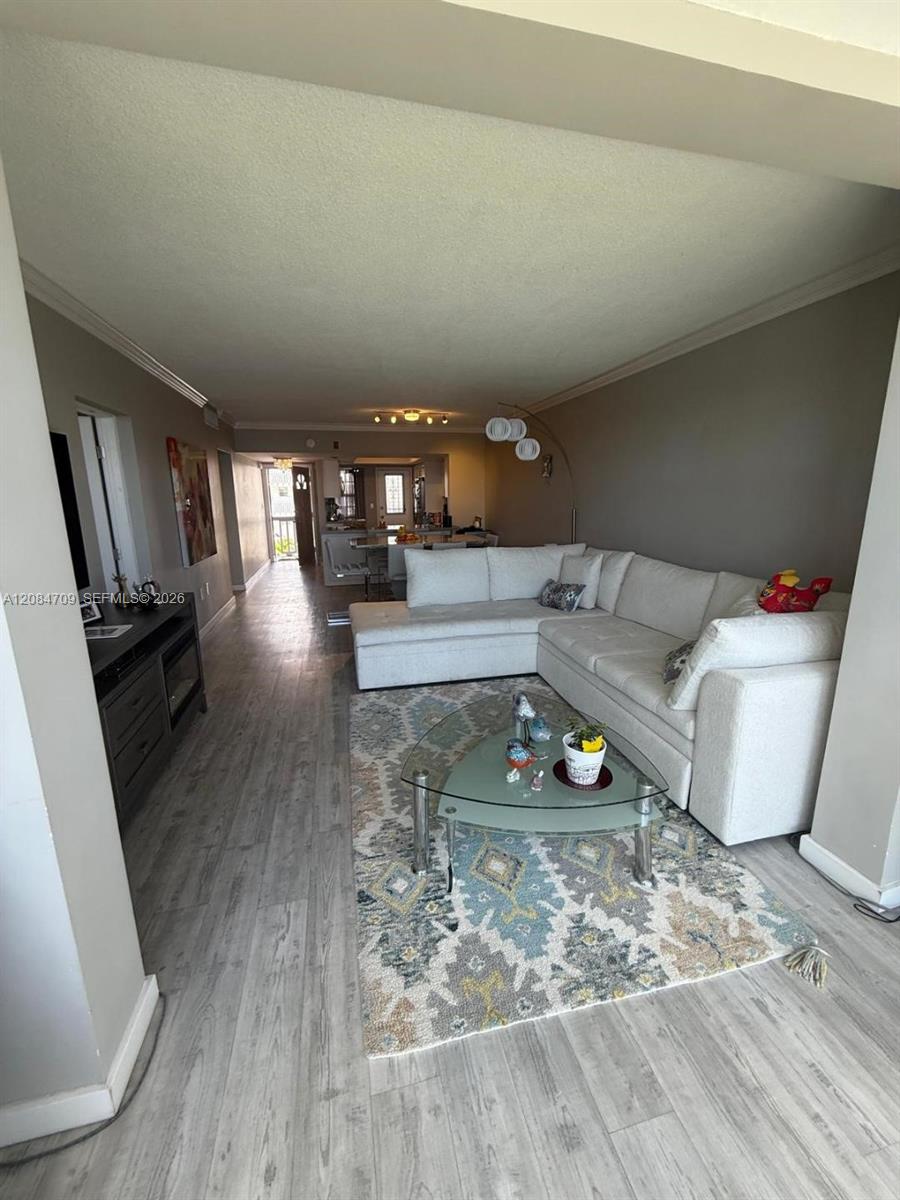 18555 NE 14th Ave # 619 — Photo 4