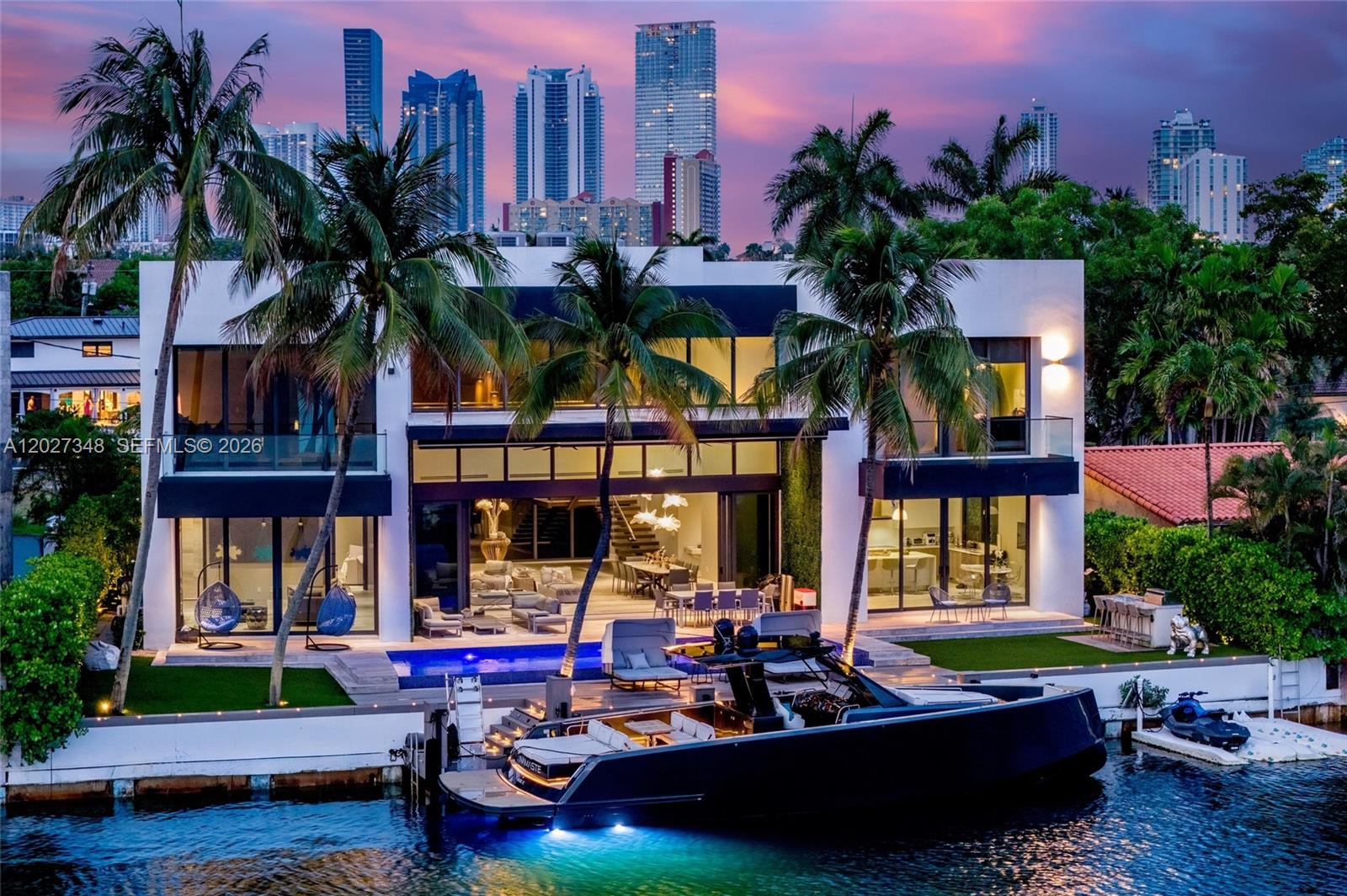 16470 NE 30th Ave, North Miami Beach FL 33160