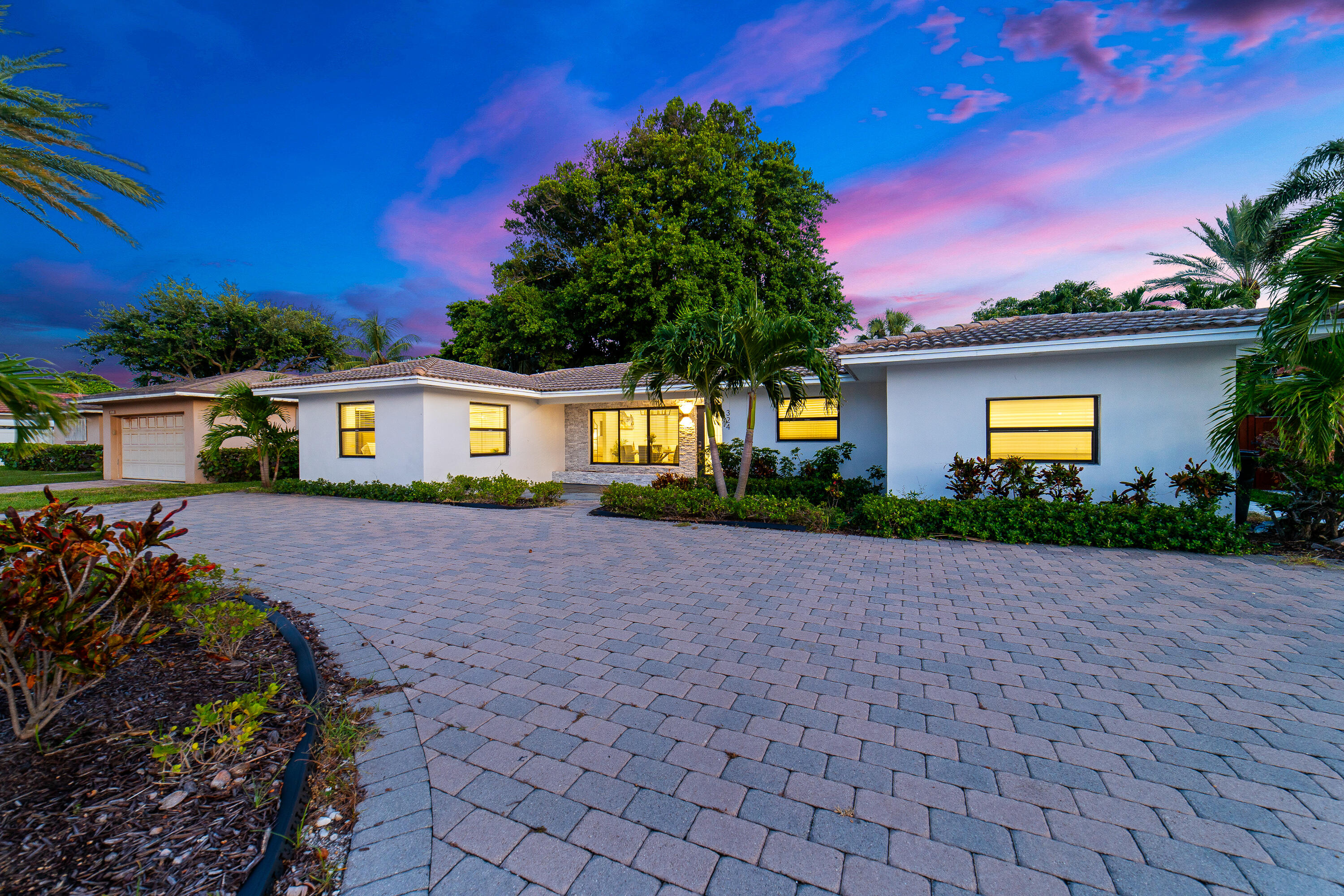 324 Bamboo Road, Palm Beach Shores FL 33404