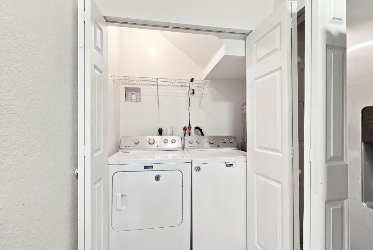 406 W SANTA CATALINA Circle # 406 — Photo 4