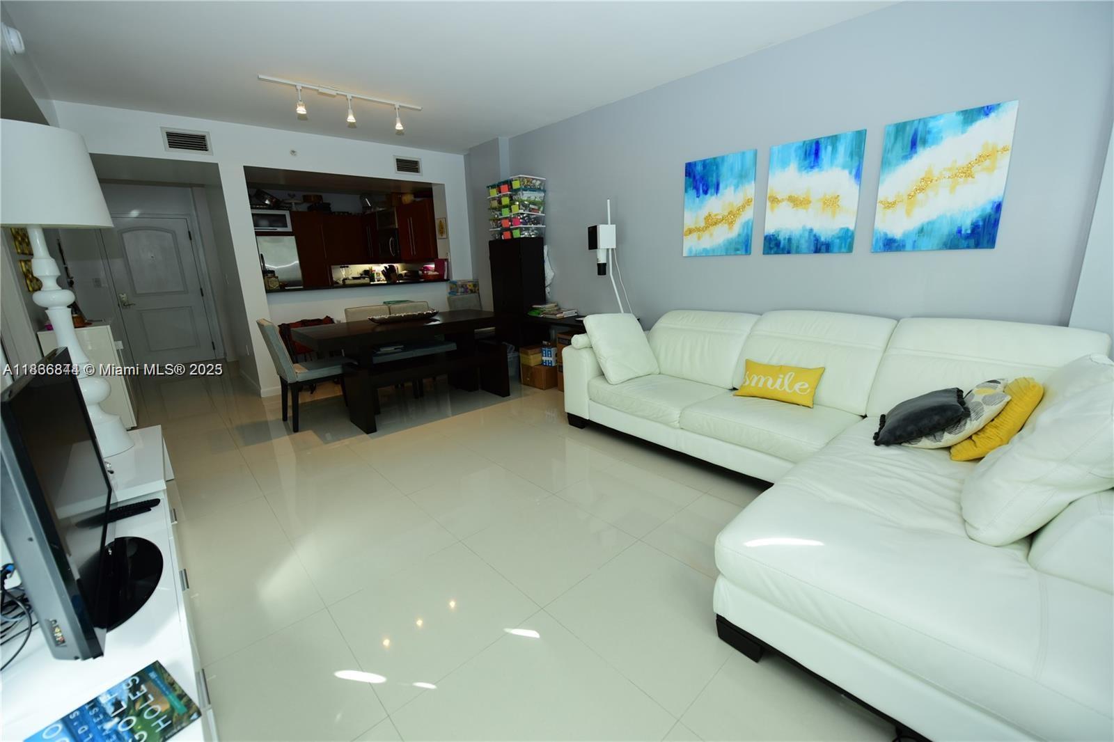 7355 SW 89th St # 622N, Miami FL 33156