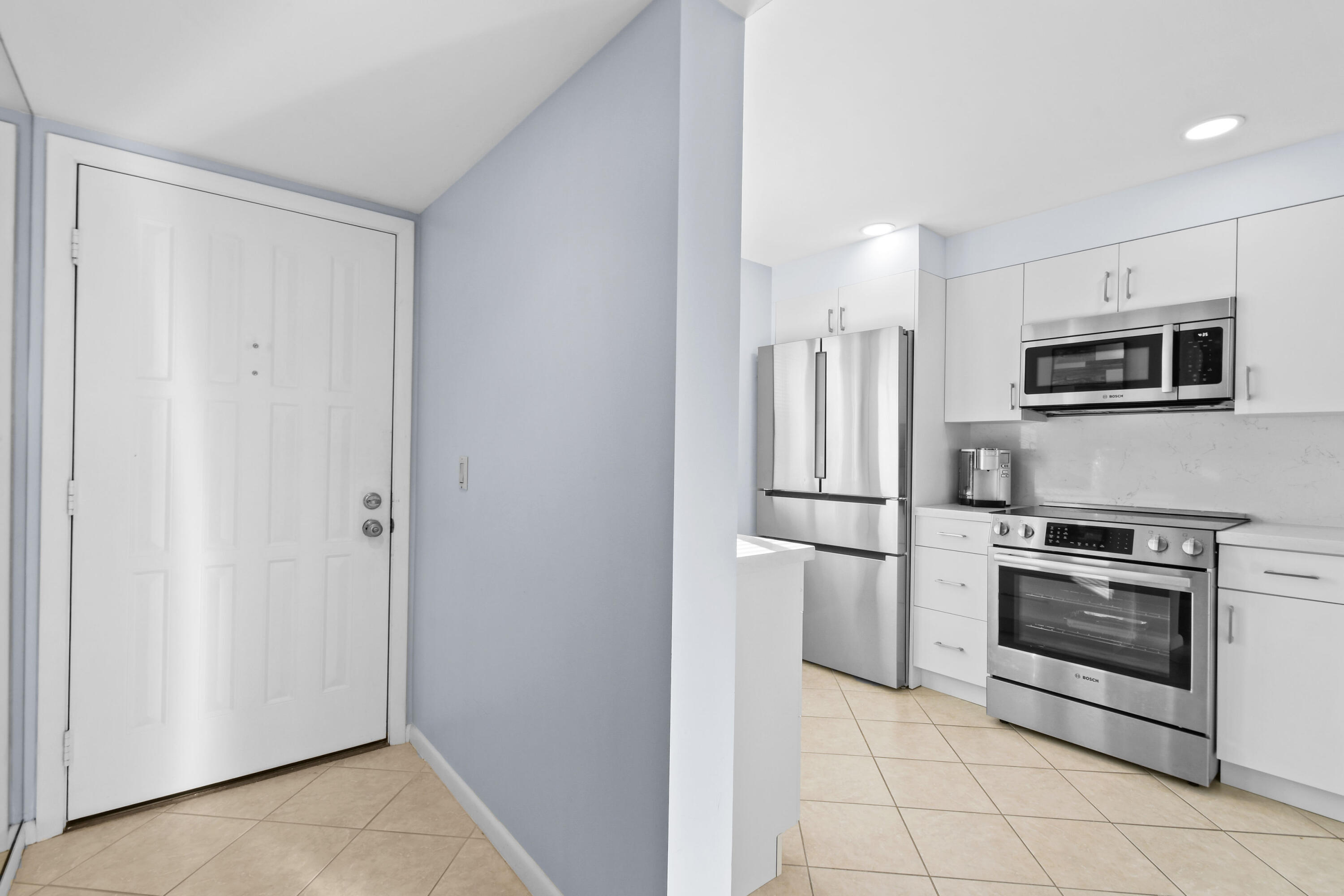 501 S Seas Drive # 206 — Photo 4