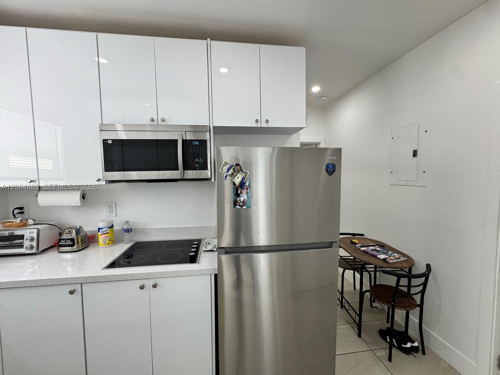 1631 NW 3 St # 8 — Photo 3
