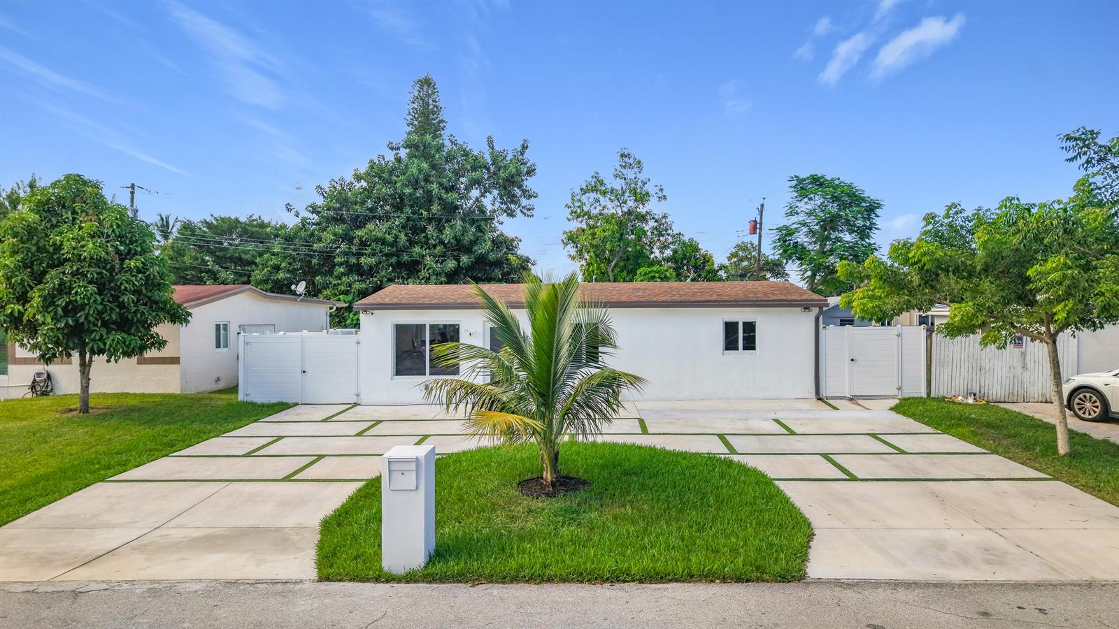 6135 NW 24th Court-9