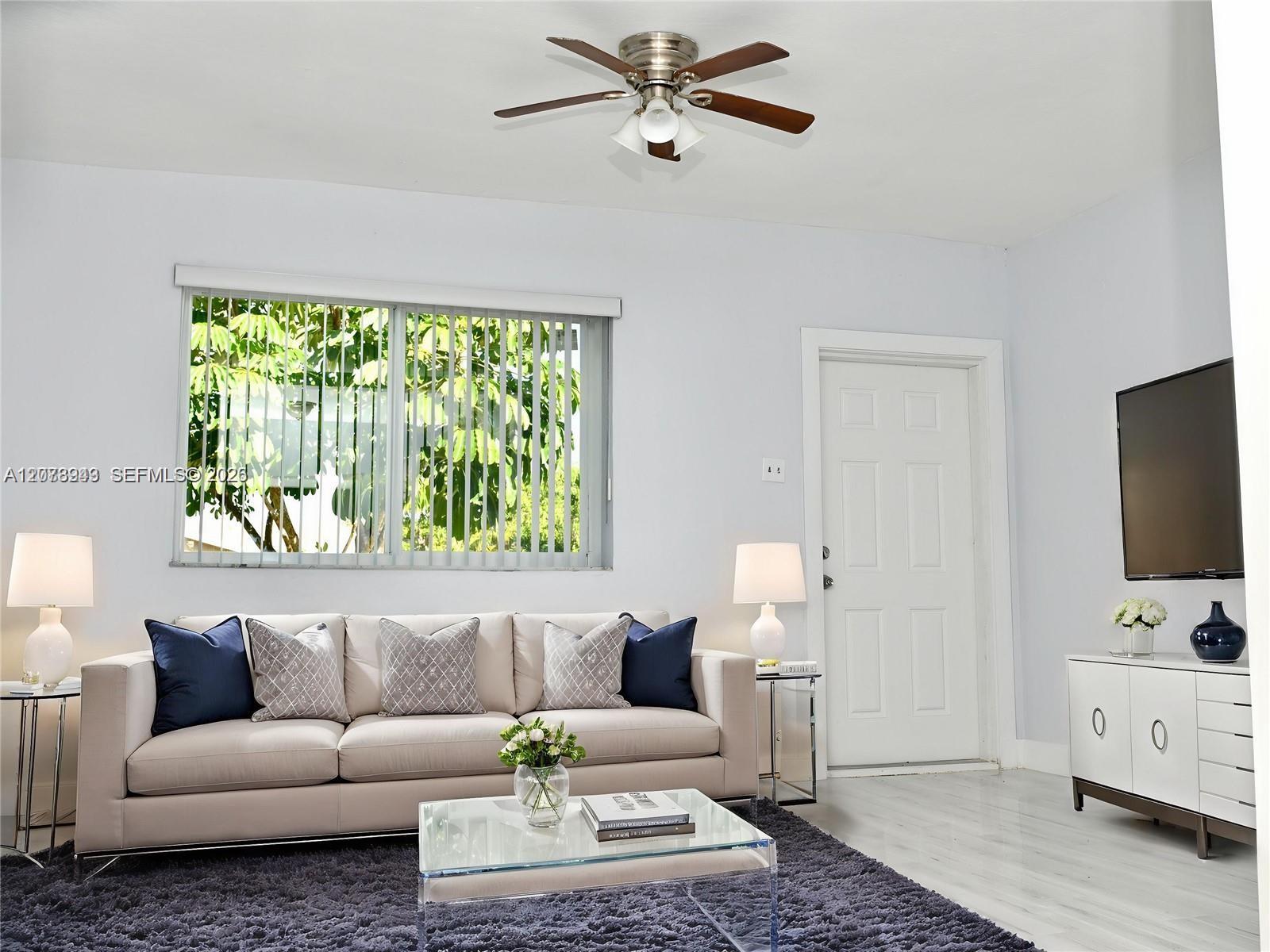 747 NW 5th Ct — Photo 2