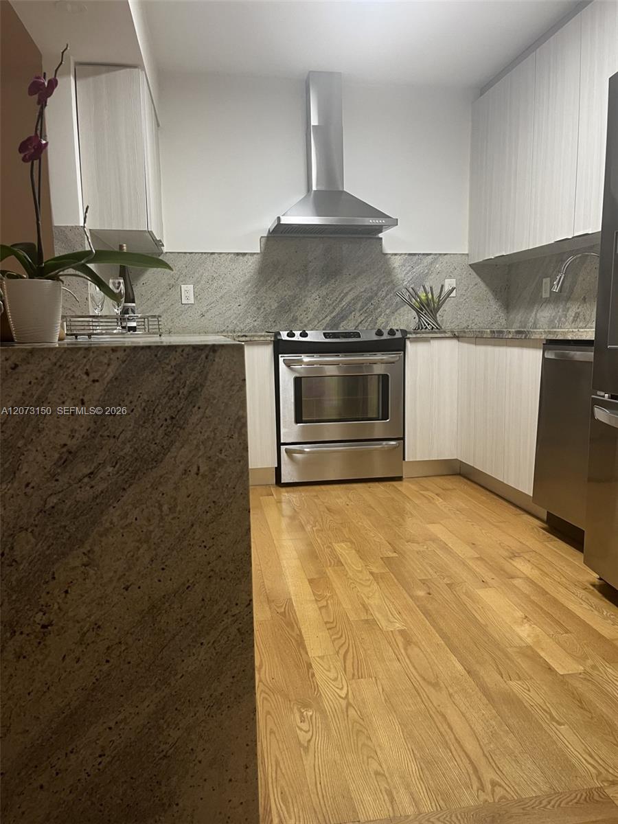 141 Crandon Blvd # 243 — Photo 5