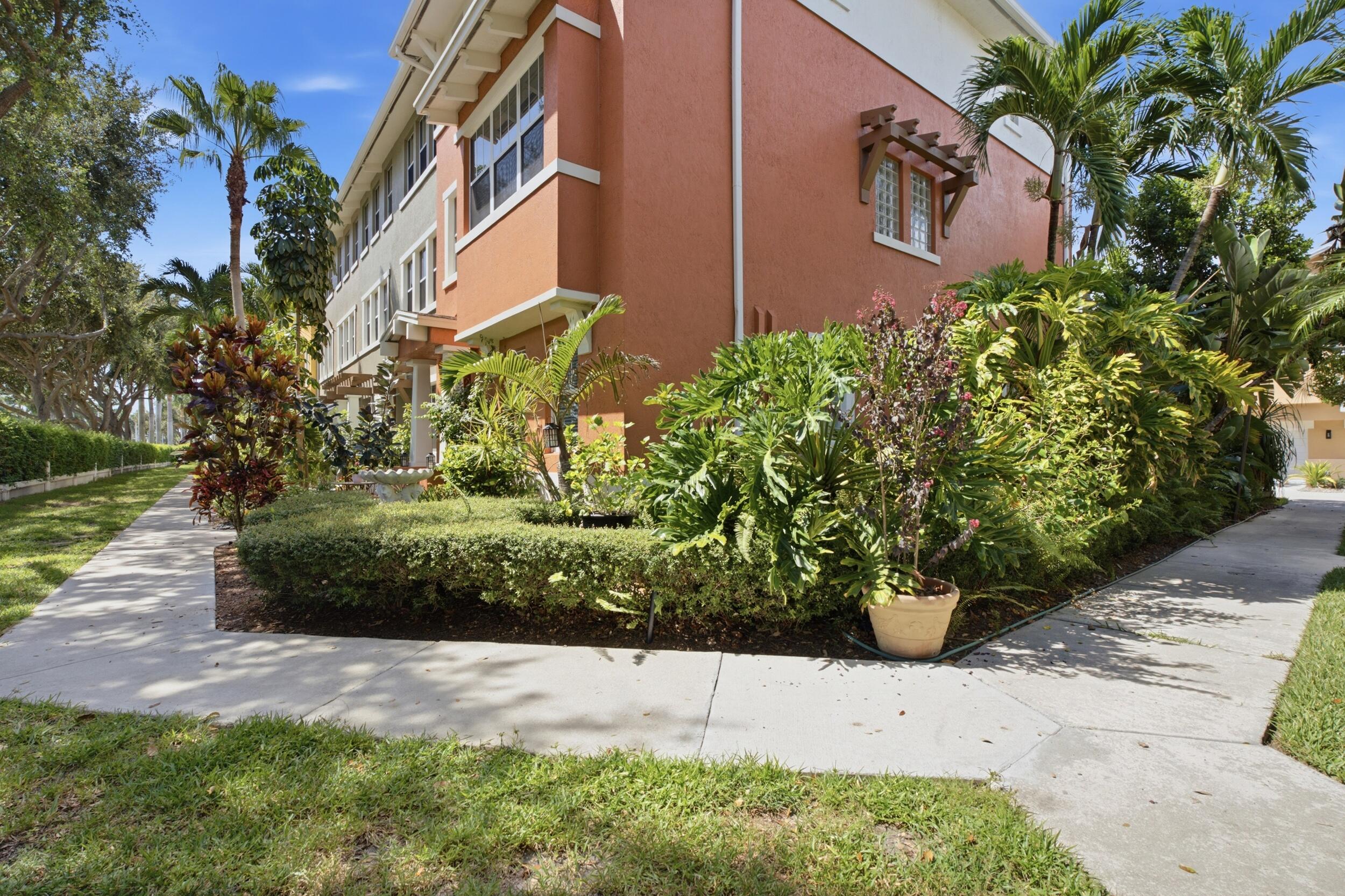 960 Millbrae Court # 6 — Photo 2